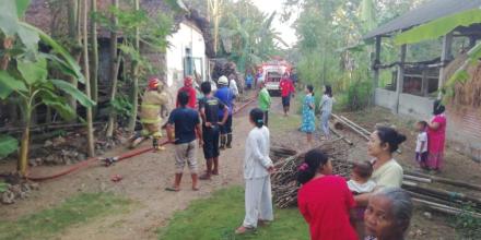 Musibah Kebakaran hanguskan 1 Rumah Warga di Desa Karanganom